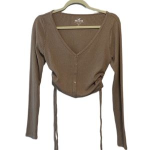 Hollister Baby Tee Cropped Ruched Long Sleeve Top